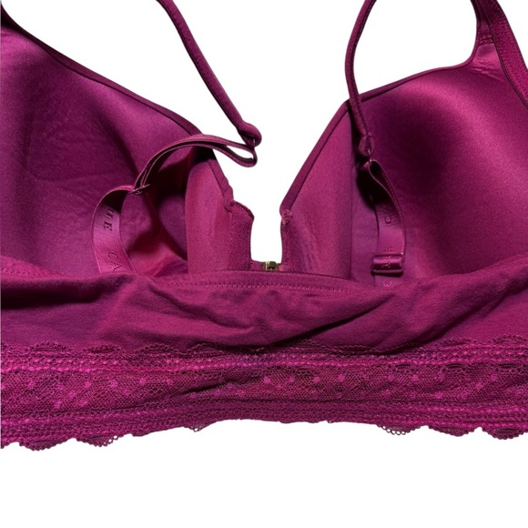 Cacique Front Close Lightly Lined Front Close - Picture 6 of 9